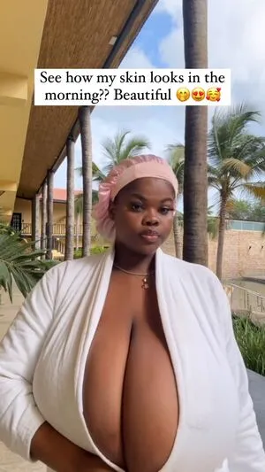 Chioma Lovv OnlyFans Leaked Free Thumbnail Picture - #fHbjPEVo3l