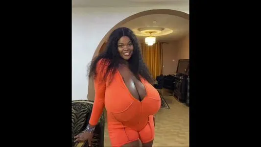 Chioma Lovv OnlyFans Leaked Free Thumbnail Picture - #m1Ep4tVCCt