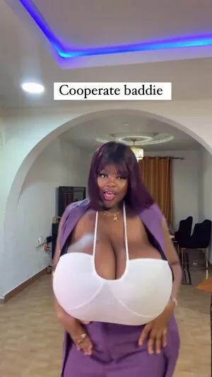 Chioma Lovv OnlyFans Leaked Free Thumbnail Picture - #pCG4GhtKi0