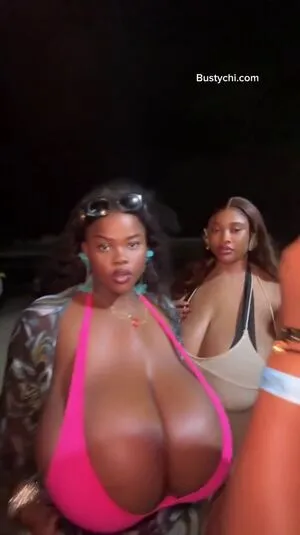 Chioma Lovv OnlyFans Leaked Free Thumbnail Picture - #rOnMQ7BcKe