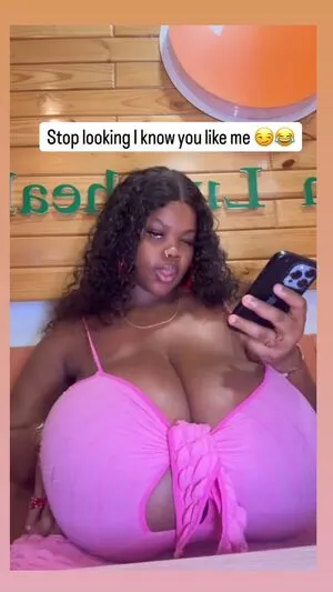 Chioma Lovv OnlyFans Leaked Free Thumbnail Picture - #tdqWS4uxcN
