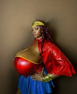 Chioma Lovv OnlyFans Leaked Free Thumbnail Picture - #vsjKXZk6TS