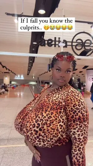 Chioma Lovv OnlyFans Leaked Free Thumbnail Picture - #xREffeCtSy