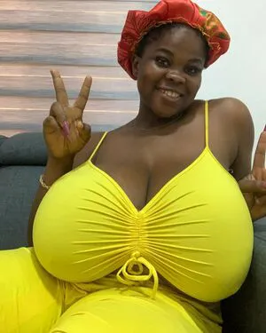 Chioma Lovv OnlyFans Leaked Free Thumbnail Picture - #7nj3XiHaFg
