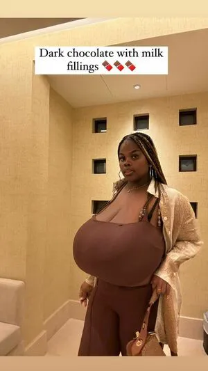 Chioma Lovv OnlyFans Leaked Free Thumbnail Picture - #IGBy8gOrLv