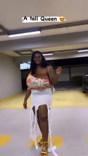 Chioma Lovv OnlyFans Leaked Free Thumbnail Picture - #YFjBvLa6BY