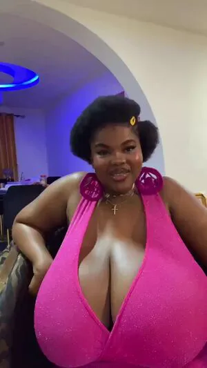 Chioma Lovv OnlyFans Leaked Free Thumbnail Picture - #oYDAotAntR