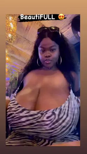 Chioma Lovv OnlyFans Leaked Free Thumbnail Picture - #rCxf7JICri
