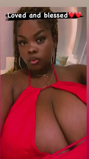 Chioma Lovv OnlyFans Leaked Free Thumbnail Picture - #tt6g2LxERn