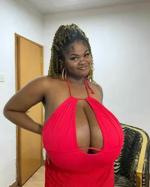 Chioma Lovv OnlyFans Leaked Free Thumbnail Picture - #xcM30Cn7bi