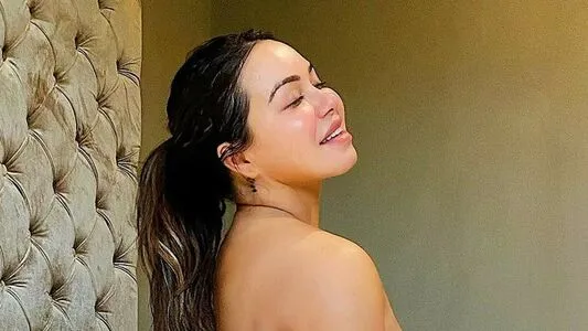 Chiquis Rivera OnlyFans Leaked Free Thumbnail Picture - #5AD1FI9vTL