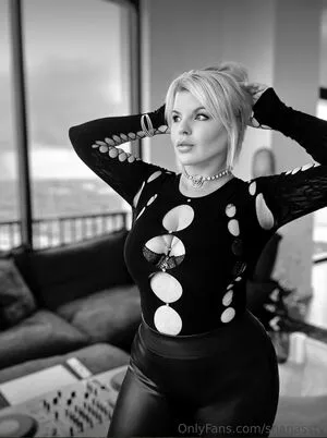 Chivelicious OnlyFans Leaked Free Thumbnail Picture - #4gV4Qr0EtJ