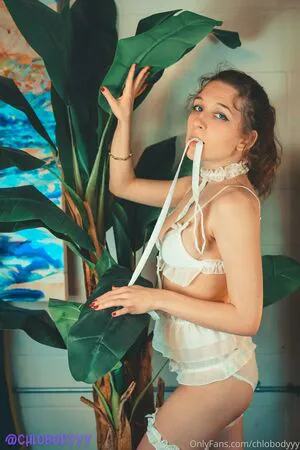 Chlobodyyy OnlyFans Leaked Free Thumbnail Picture - #3Kbnj5TczX