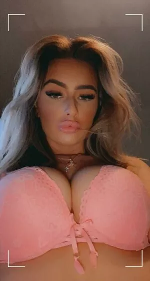 Chloe Allen OnlyFans Leaked Free Thumbnail Picture - #LEMZKjunFC