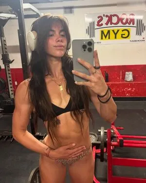 Chloe Ann Jones OnlyFans Leaked Free Thumbnail Picture - #3Ej3ml0chk