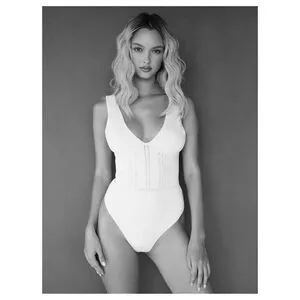Chloe Avenaim OnlyFans Leaked Free Thumbnail Picture - #nAnvHmHR40