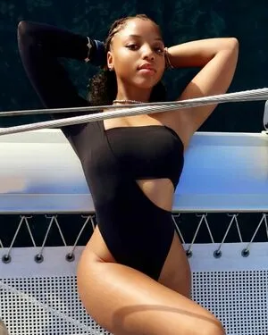 Chloe Bailey OnlyFans Leaked Free Thumbnail Picture - #0wBaXpMt1N