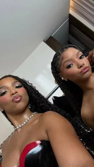 Chloe Bailey OnlyFans Leaked Free Thumbnail Picture - #HMahw8zYTP