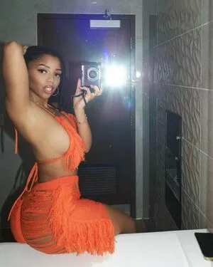 Chloe Bailey OnlyFans Leaked Free Thumbnail Picture - #HQ9BzmzLpJ