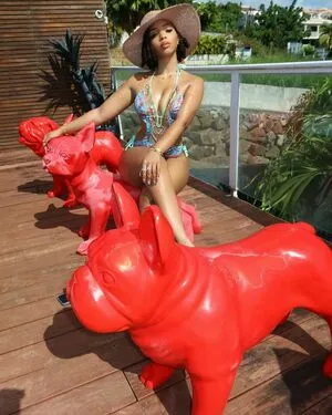 Chloe Bailey OnlyFans Leaked Free Thumbnail Picture - #caO8LcZ9vF