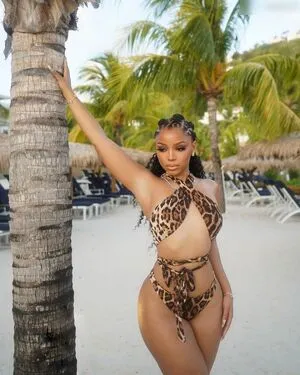 Chloe Bailey OnlyFans Leaked Free Thumbnail Picture - #oQxvb6Jrsm