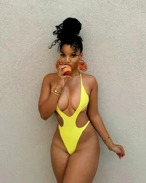 Chloe Bailey OnlyFans Leaked Free Thumbnail Picture - #pnMzmBhZmK