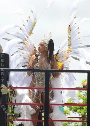 Chloe Bailey OnlyFans Leaked Free Thumbnail Picture - #1eA0pU6bE7