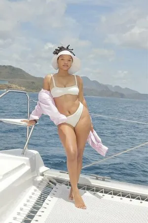 Chloe Bailey OnlyFans Leaked Free Thumbnail Picture - #6UUfRR1Yrd