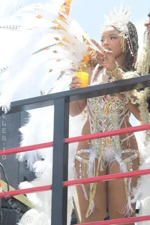 Chloe Bailey OnlyFans Leaked Free Thumbnail Picture - #GgpFPaJgCH