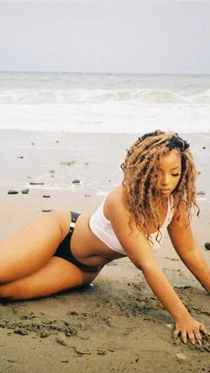 Chloe Bailey OnlyFans Leaked Free Thumbnail Picture - #LeuEcSmPRi