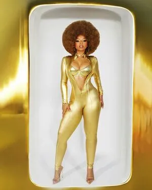 Chloe Bailey OnlyFans Leaked Free Thumbnail Picture - #O8MArrYO6c