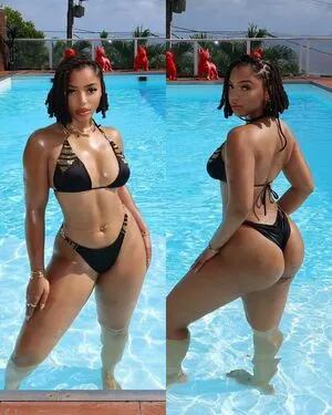 Chloe Bailey OnlyFans Leaked Free Thumbnail Picture - #UFLEqsKyHP