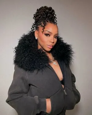 Chloe Bailey OnlyFans Leaked Free Thumbnail Picture - #apUEVoVptr