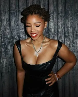 Chloe Bailey OnlyFans Leaked Free Thumbnail Picture - #awoPLaFDcL