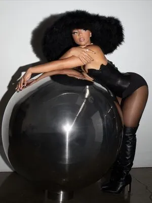 Chloe Bailey OnlyFans Leaked Free Thumbnail Picture - #bc6fwHAZCP