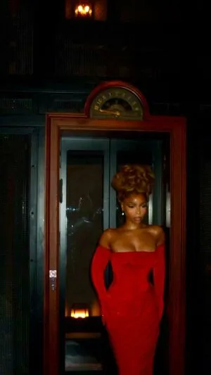 Chloe Bailey OnlyFans Leaked Free Thumbnail Picture - #dpbBr59ebF