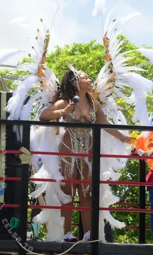 Chloe Bailey OnlyFans Leaked Free Thumbnail Picture - #nM3Q2oymWb