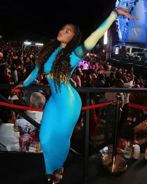 Chloe Bailey OnlyFans Leaked Free Thumbnail Picture - #nSSYlefCVB