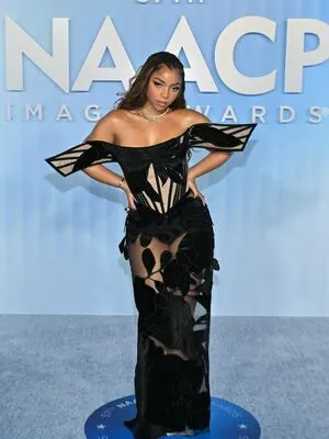 Chloe Bailey OnlyFans Leaked Free Thumbnail Picture - #2ips9rO1SP