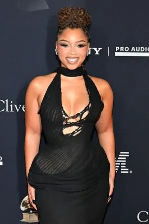 Chloe Bailey OnlyFans Leaked Free Thumbnail Picture - #NAcDNzjfmx