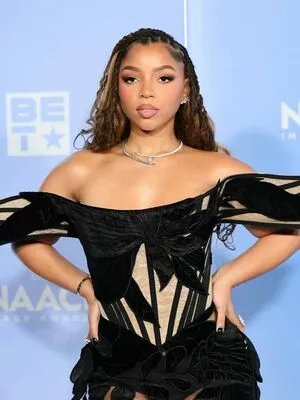 Chloe Bailey OnlyFans Leaked Free Thumbnail Picture - #OBEFUxM5k6