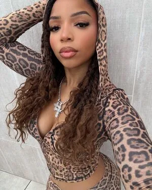 Chloe Bailey OnlyFans Leaked Free Thumbnail Picture - #RuPGrnD9mr