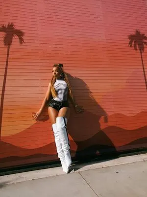 Chloe Bailey OnlyFans Leaked Free Thumbnail Picture - #aLCsJs81S2