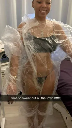 Chloe Bailey OnlyFans Leaked Free Thumbnail Picture - #mUGHu3x8id