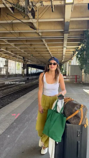 Chloe Bennet OnlyFans Leaked Free Thumbnail Picture - #1EniiqxN5p