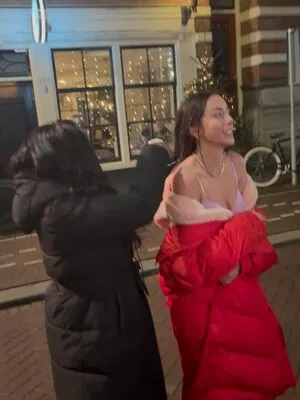 Chloe Bennet OnlyFans Leaked Free Thumbnail Picture - #GXEuX4Ptpb