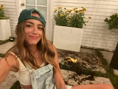 Chloe Bennet OnlyFans Leaked Free Thumbnail Picture - #JDS2DbNmt2