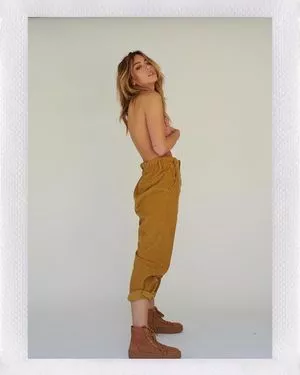 Chloe Bennet OnlyFans Leaked Free Thumbnail Picture - #XtNAlGJlAZ