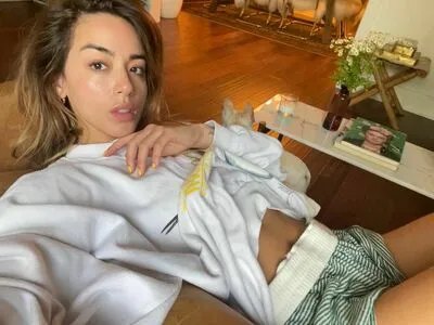 Chloe Bennet OnlyFans Leaked Free Thumbnail Picture - #h67WagEBrT