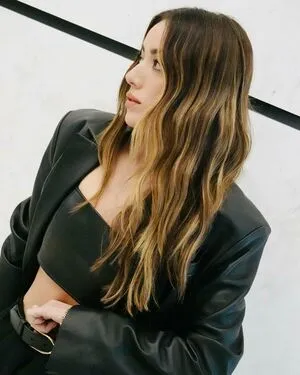 Chloe Bennet OnlyFans Leaked Free Thumbnail Picture - #vy5NontO1P